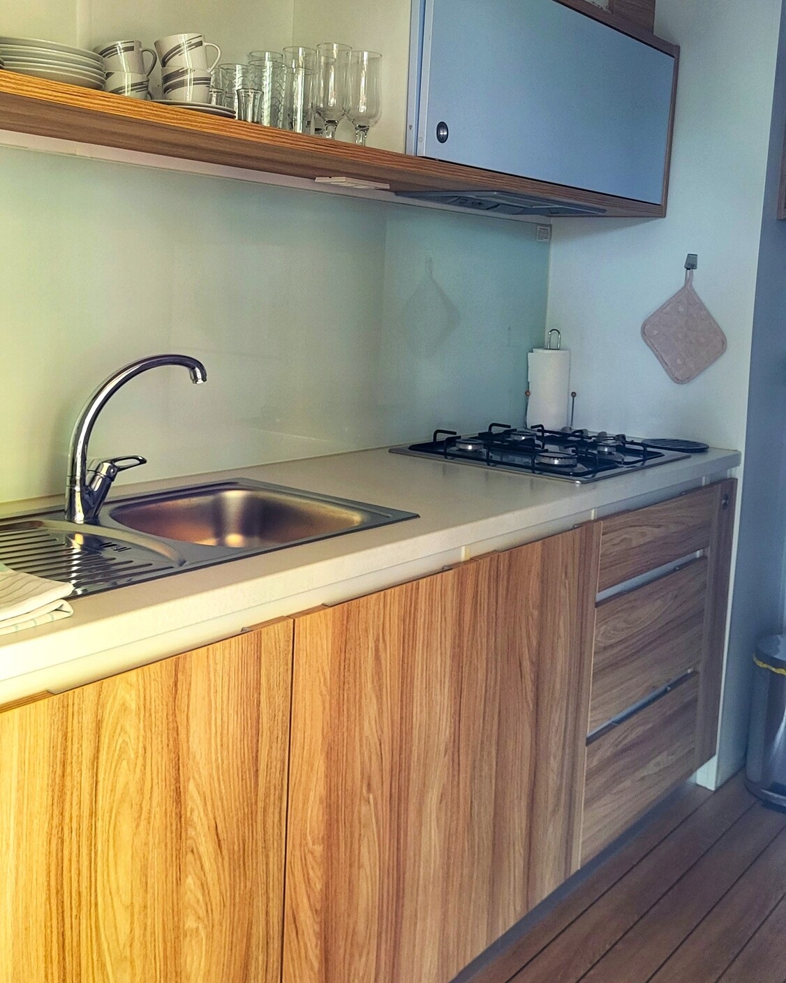 Blue home – kitchen